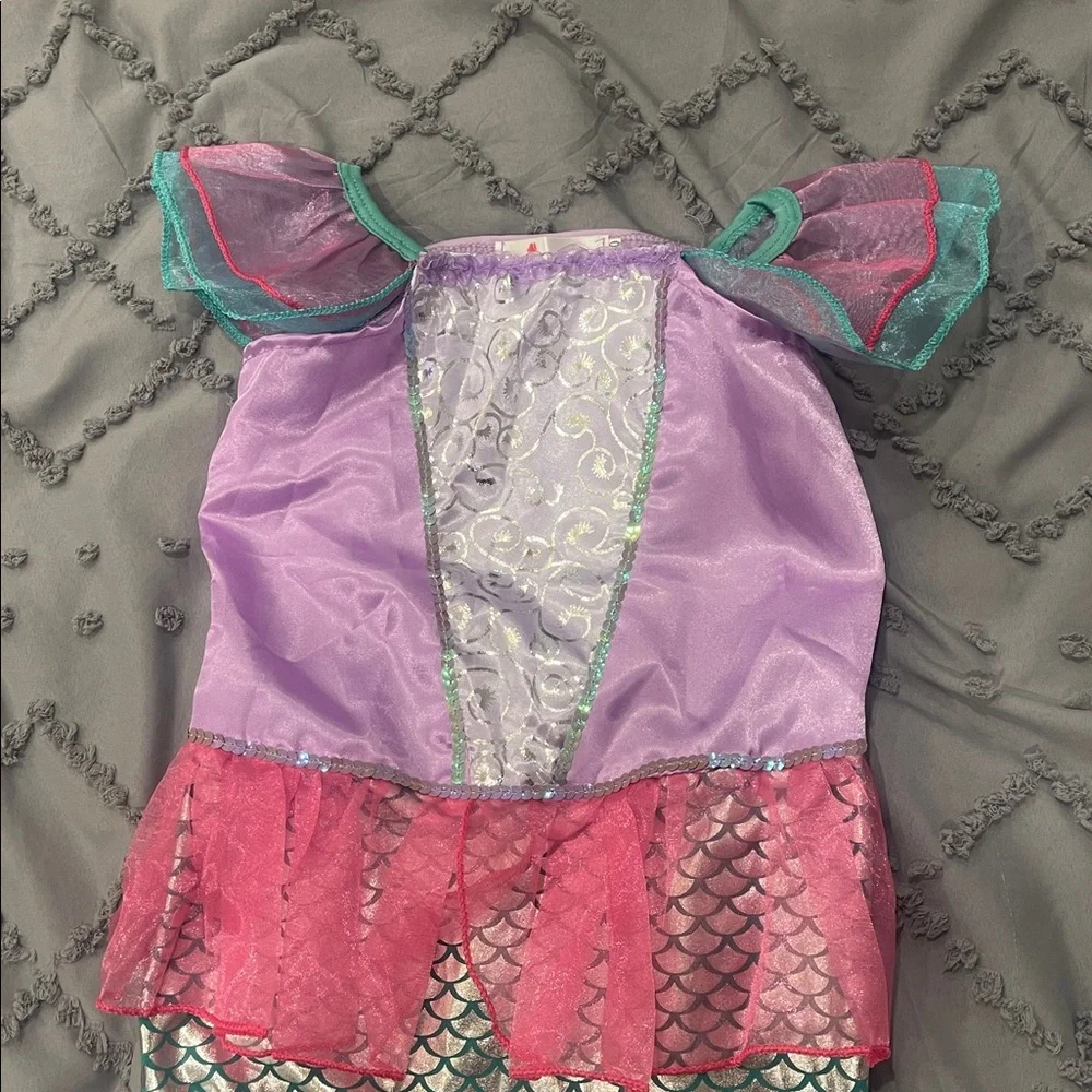 Mermaid Princess Costume Set - Purple and Green 130 or 7-8 year size new